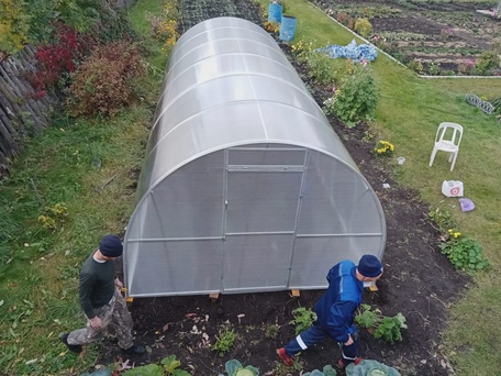 Ремонт теплиц-замена сотового поликарбоната 5000 р.